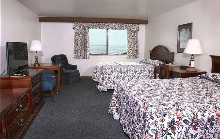 Lighthouse Inn - Two Rivers Room photo